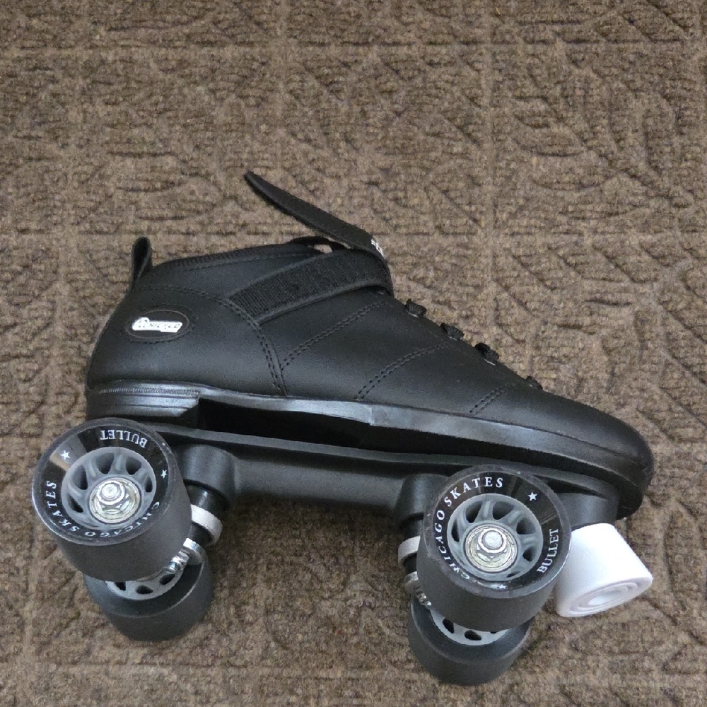 Classic Black Men's Quad Roller Skates - Unbranded